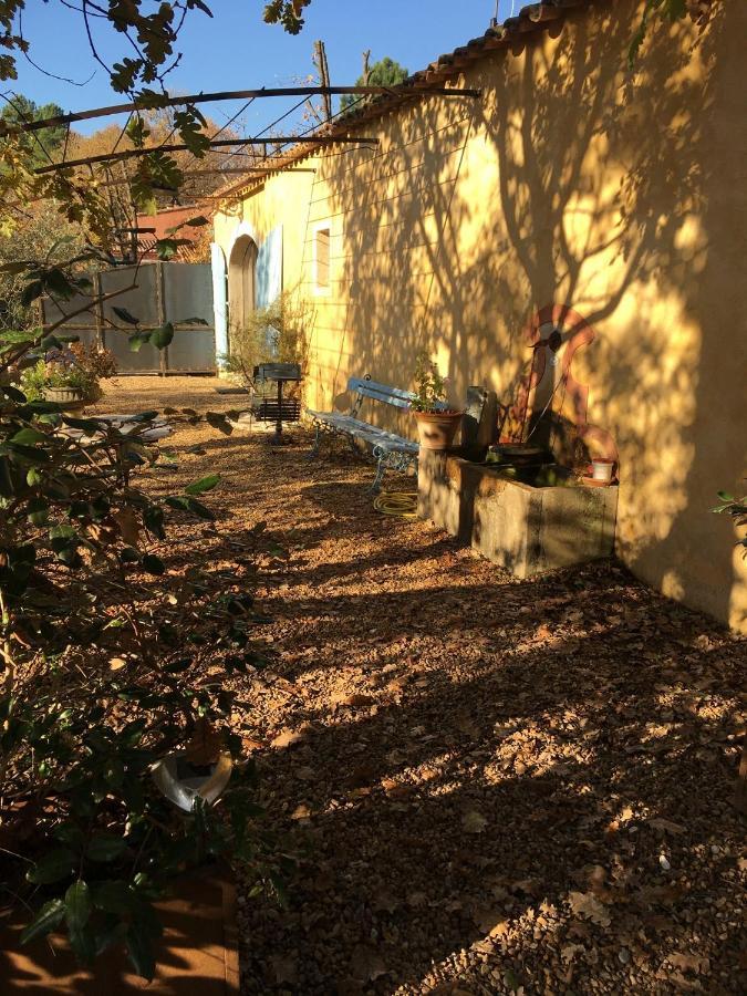 Vila Le Bois De La Cour Roussillon en Isere Exteriér fotografie